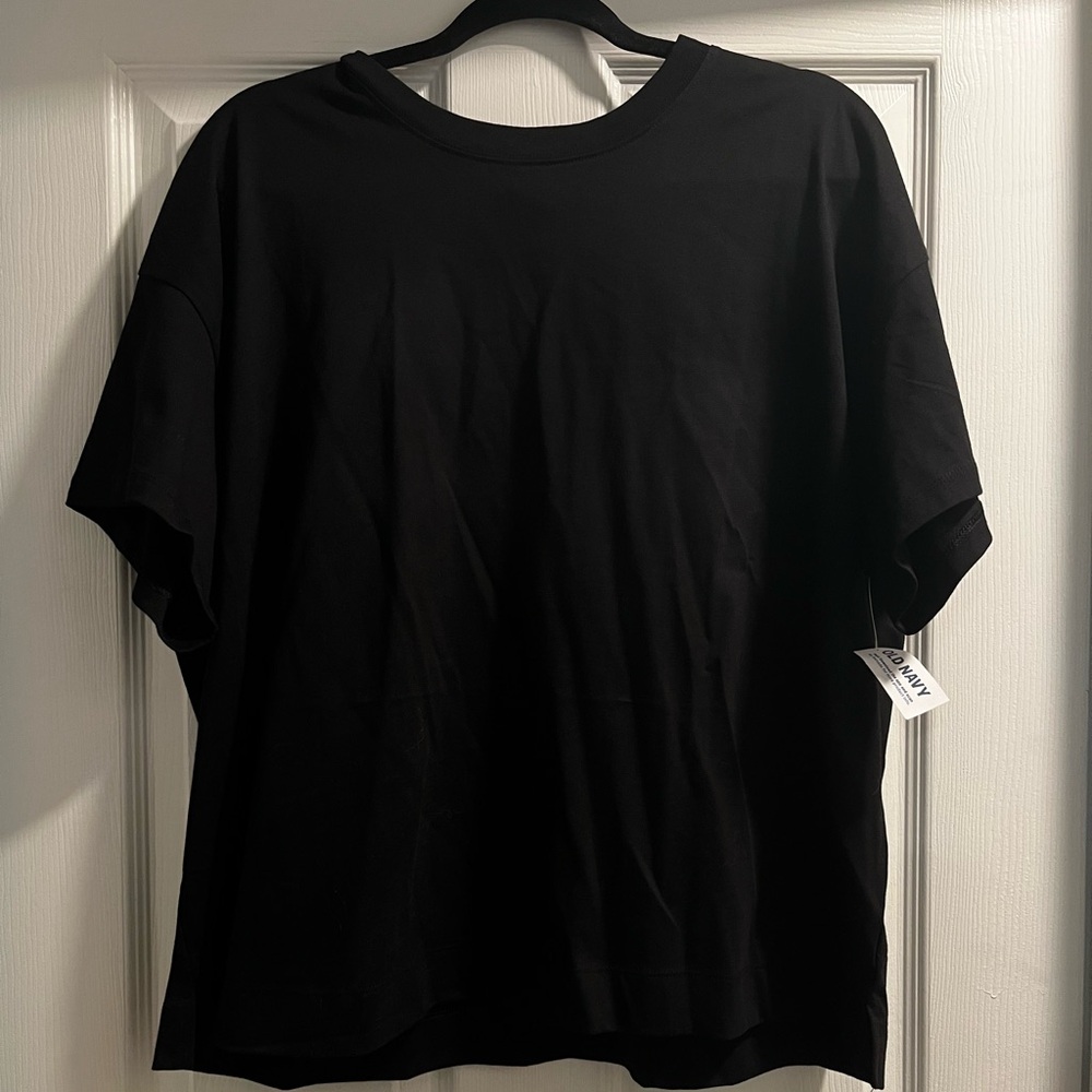 Black Old Navy T-Shirt